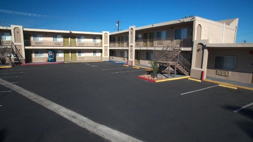 Tropic Lodge image 30