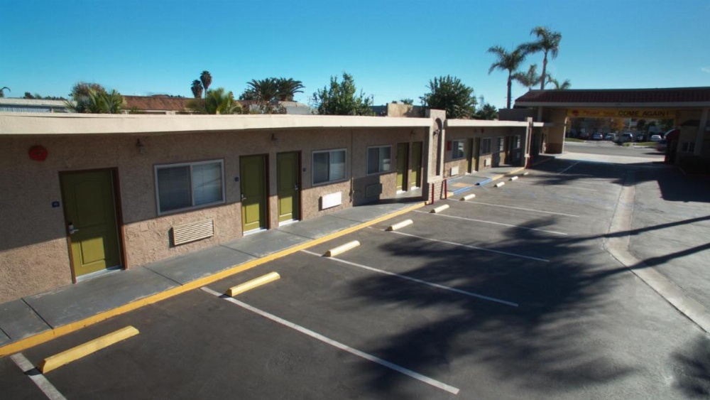 Tropic Lodge Image 31